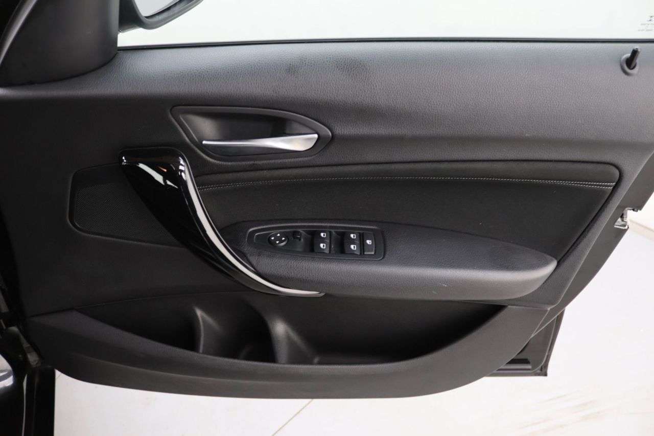 2017 BMW 1 SERIES 2017 BMW 1 SERIES