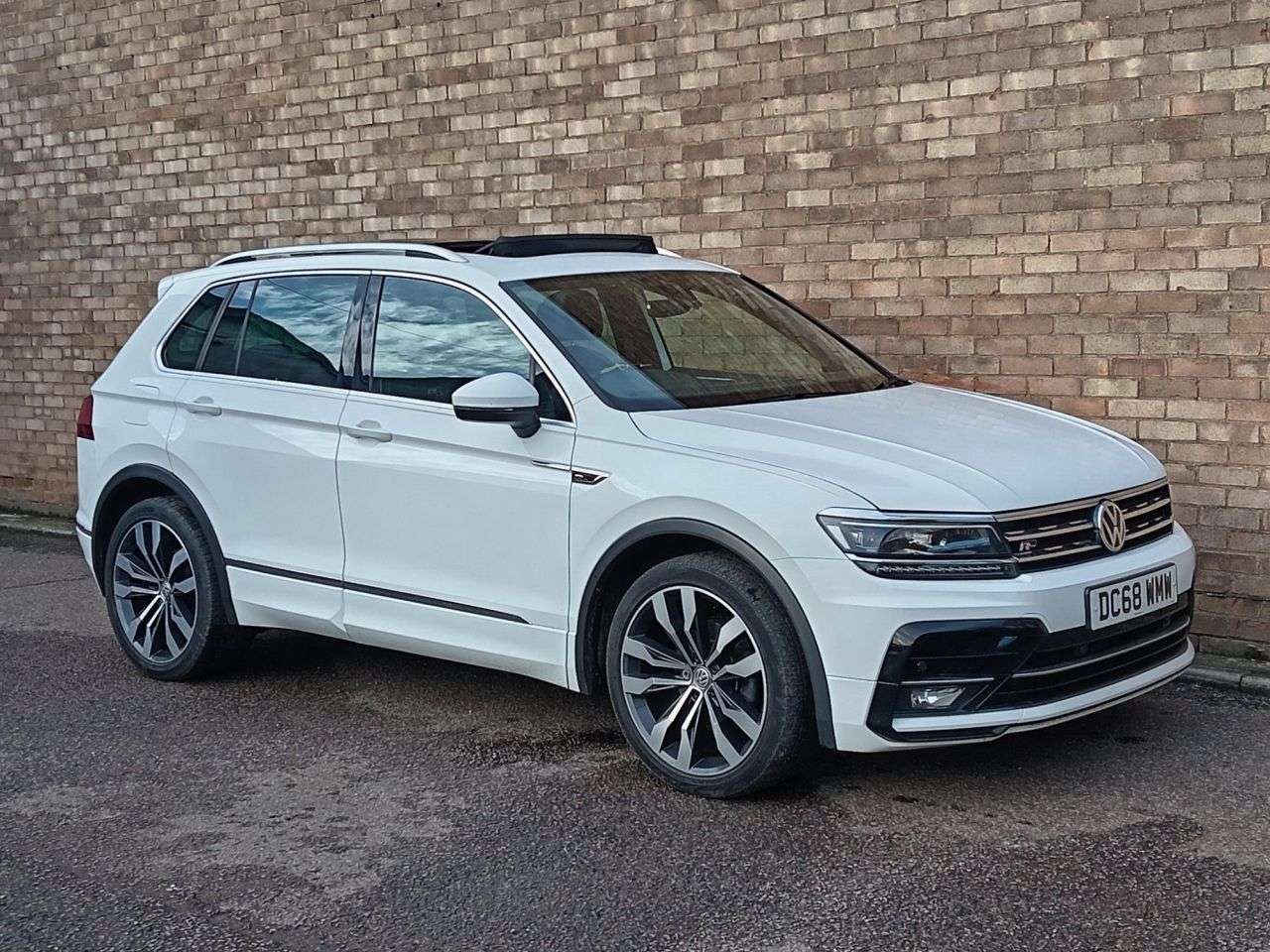 2019 VOLKSWAGEN TIGUAN 2019 VOLKSWAGEN TIGUAN