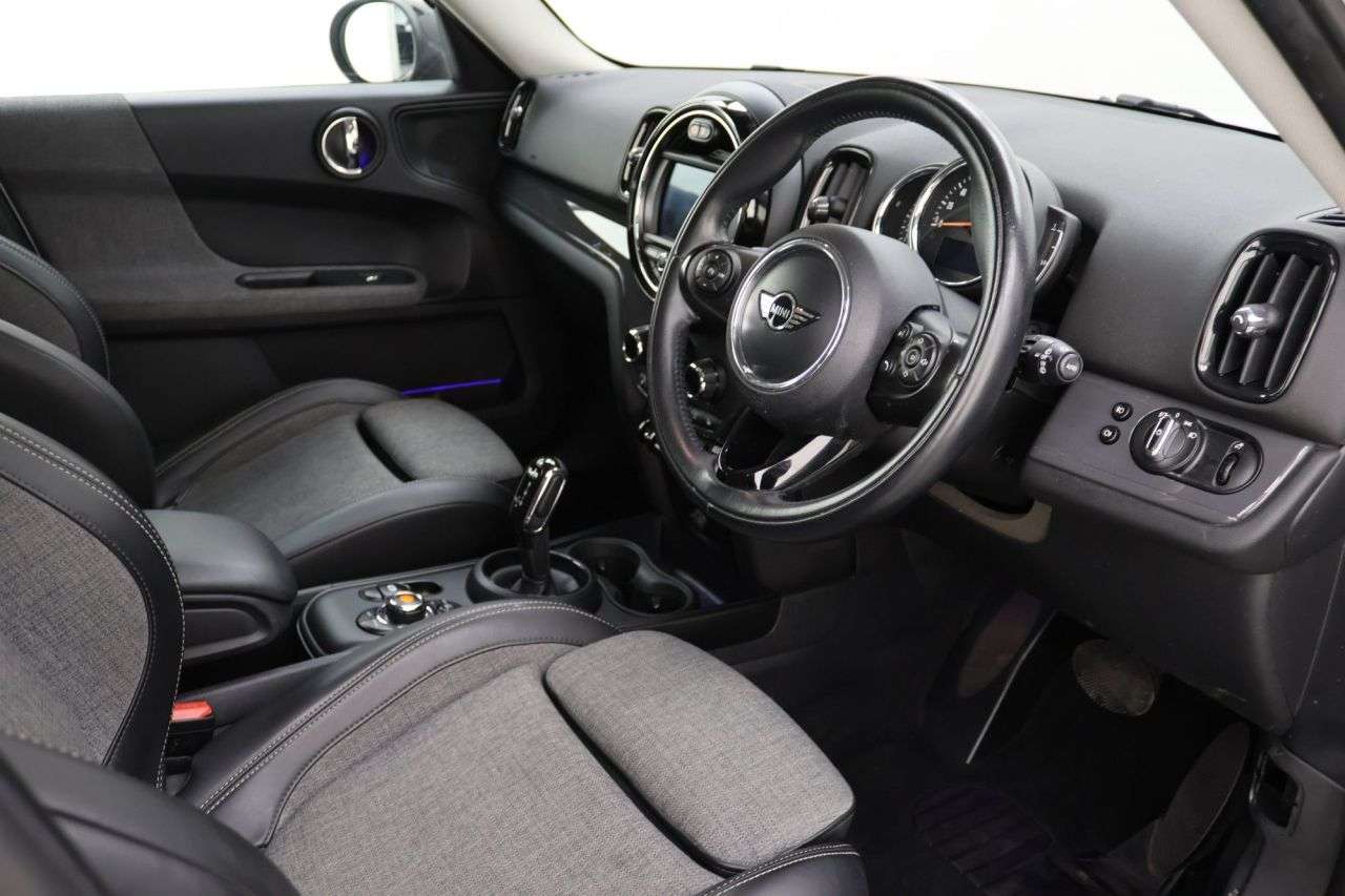 2018 MINI COUNTRYMAN 2018 MINI COUNTRYMAN