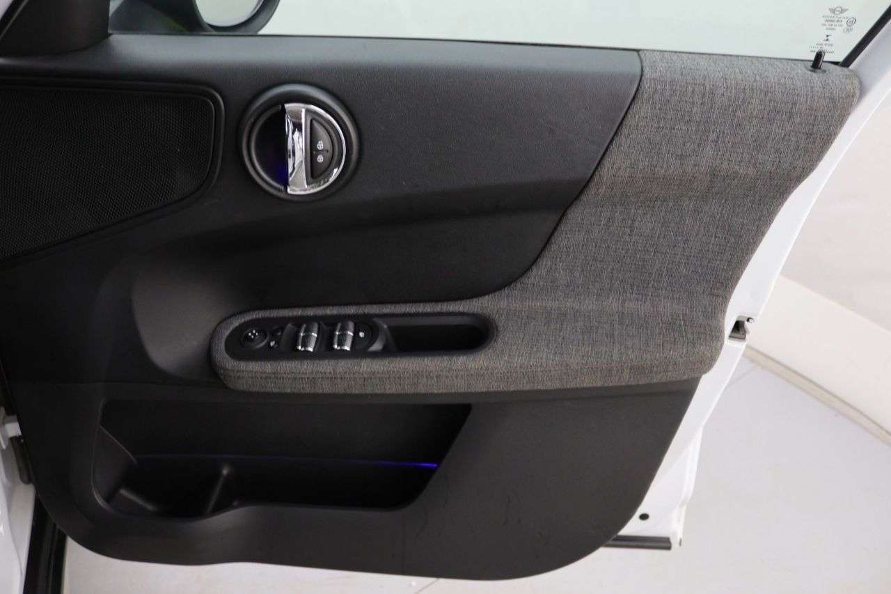 2018 MINI COUNTRYMAN 2018 MINI COUNTRYMAN