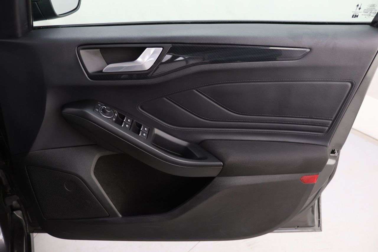 2023 FORD FOCUS 2023 FORD FOCUS