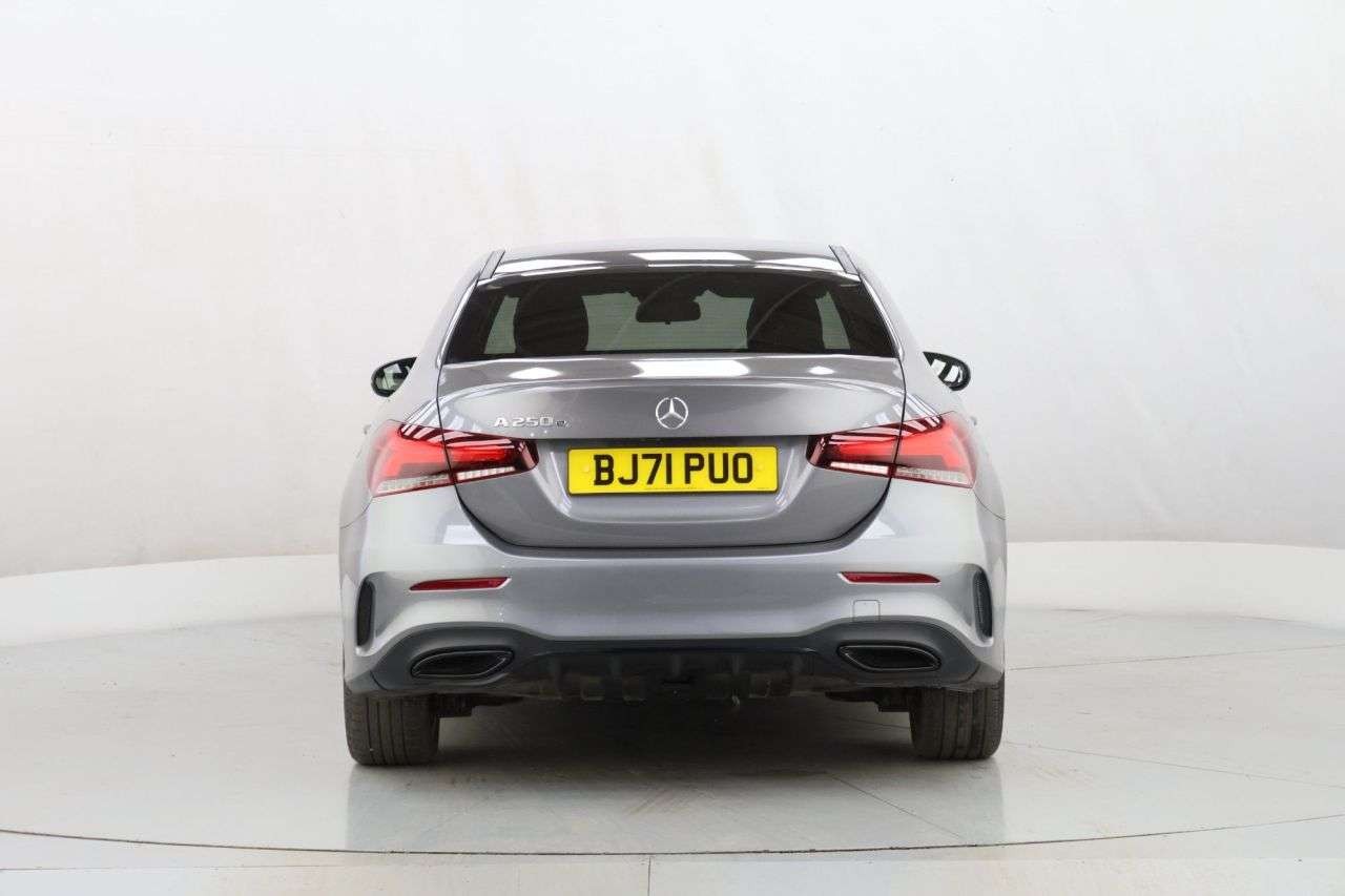 2021 MERCEDES-BENZ A CLASS 2021 MERCEDES-BENZ A CLASS