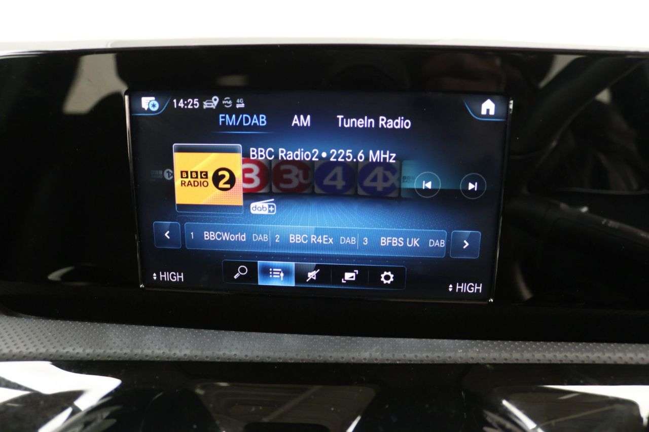 2021 MERCEDES-BENZ A CLASS 2021 MERCEDES-BENZ A CLASS