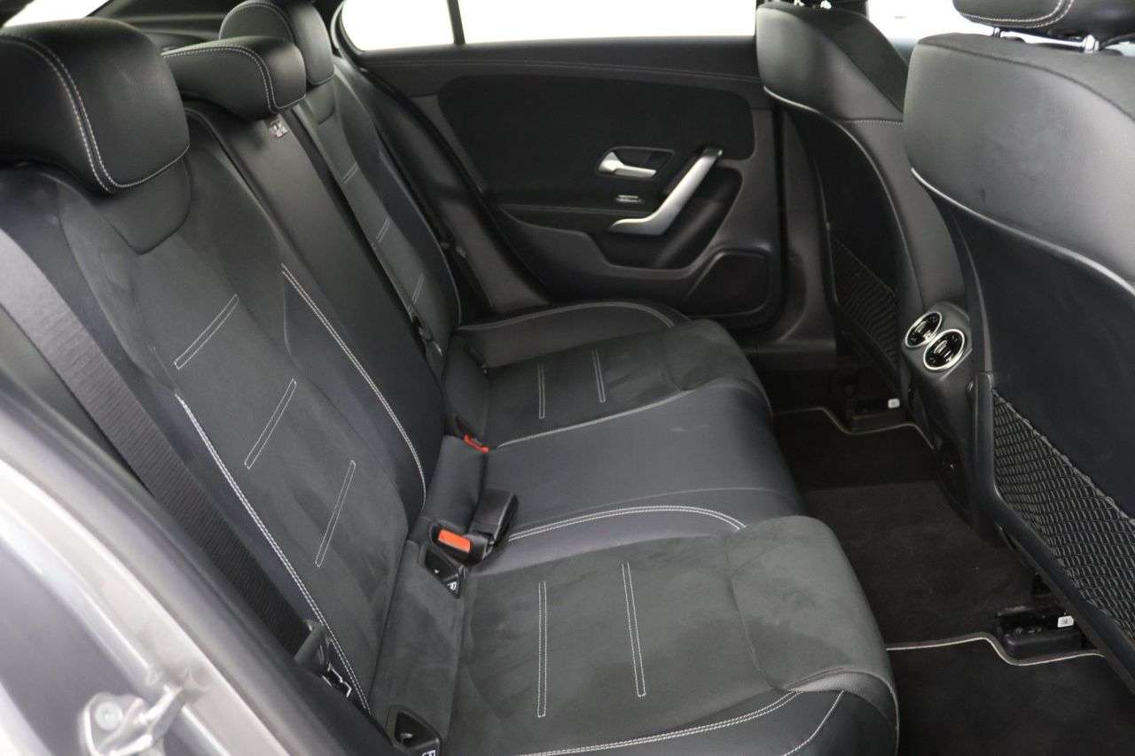 2021 MERCEDES-BENZ A CLASS 2021 MERCEDES-BENZ A CLASS