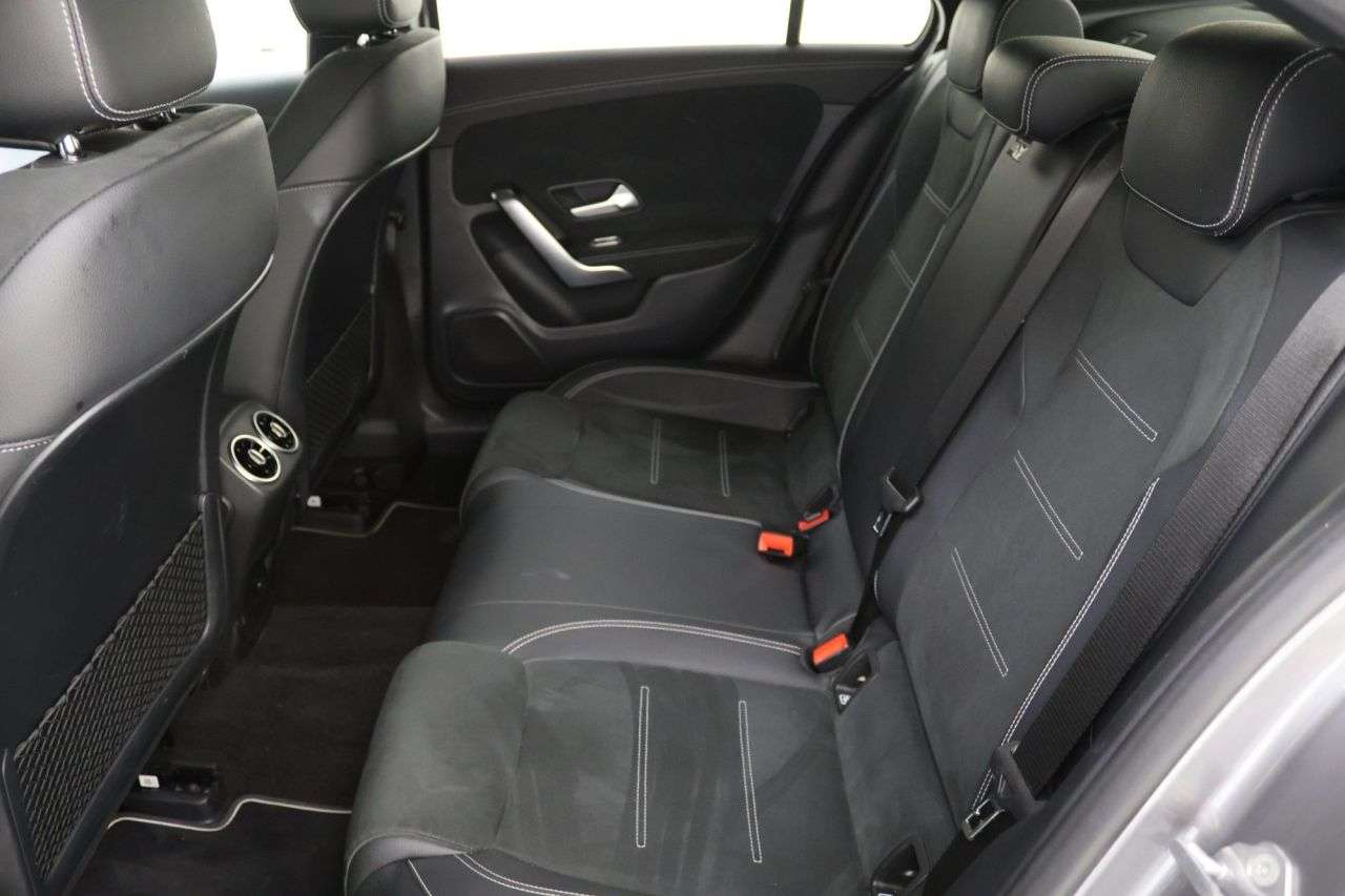 2021 MERCEDES-BENZ A CLASS 2021 MERCEDES-BENZ A CLASS