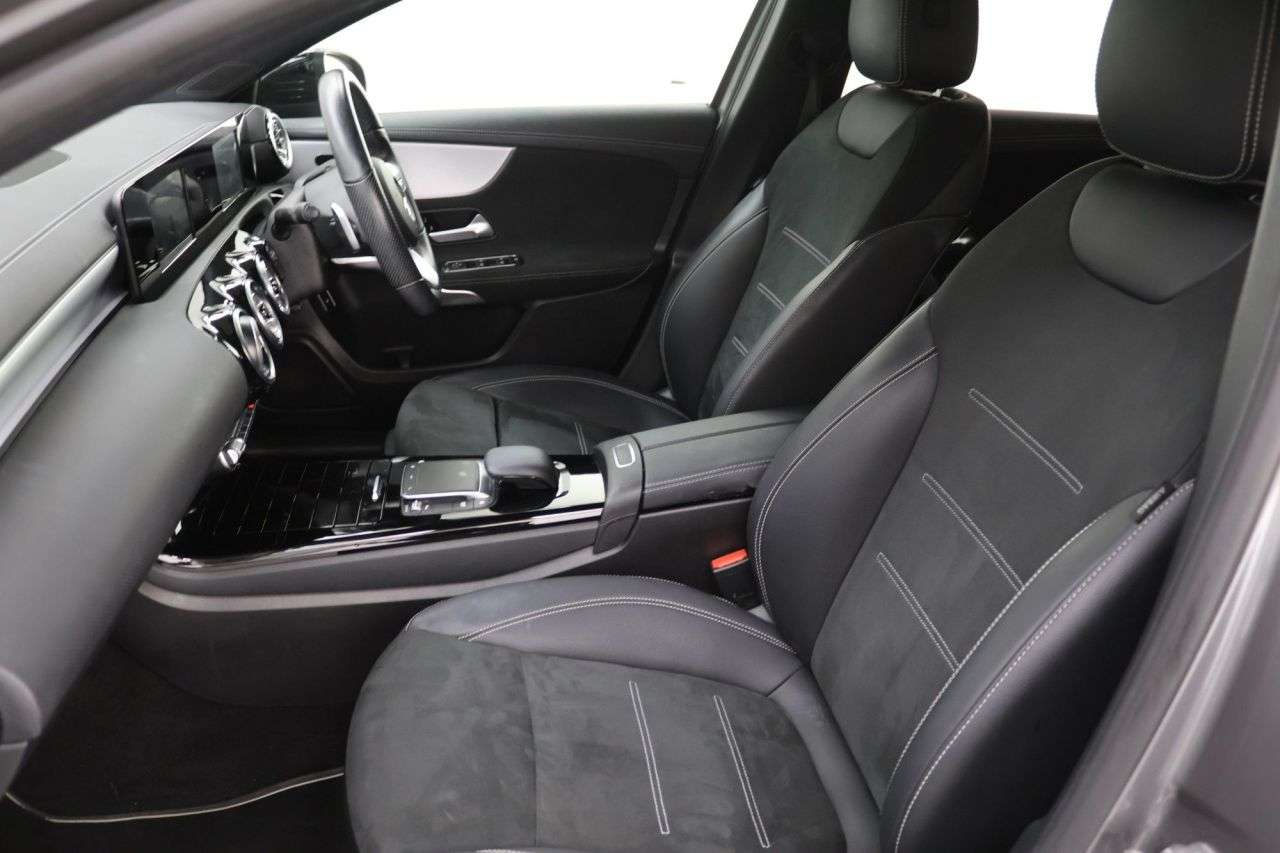 2021 MERCEDES-BENZ A CLASS 2021 MERCEDES-BENZ A CLASS