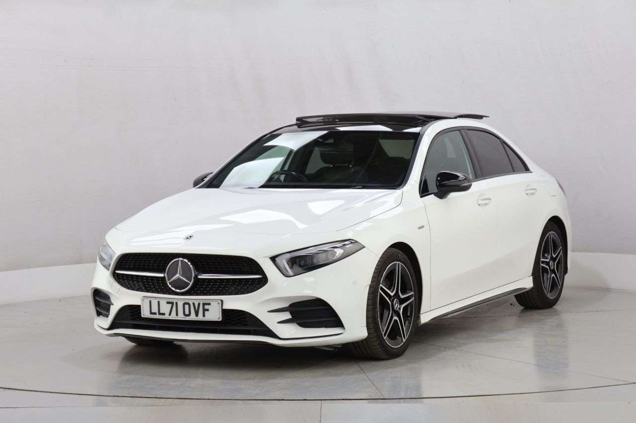 2021 MERCEDES-BENZ A CLASS 2021 MERCEDES-BENZ A CLASS