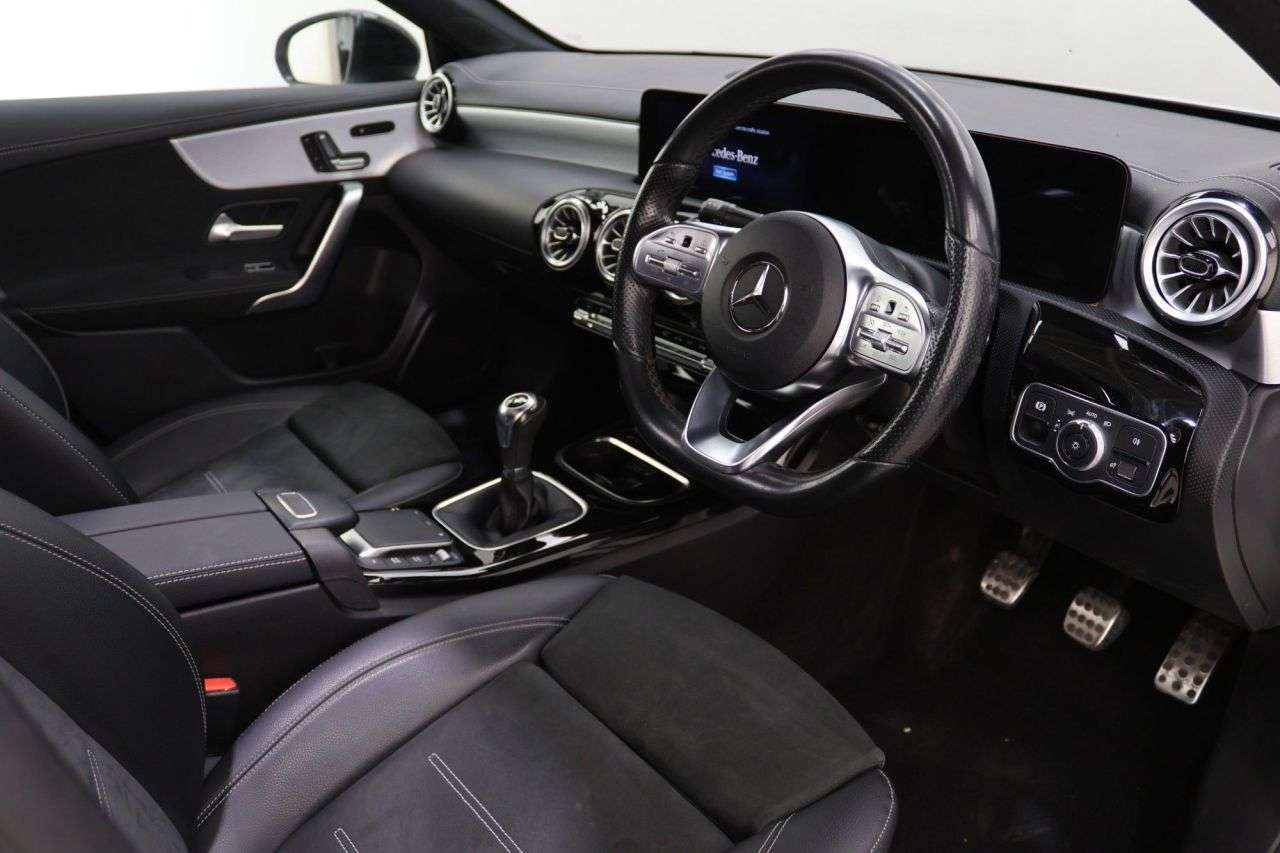 2021 MERCEDES-BENZ A CLASS 2021 MERCEDES-BENZ A CLASS