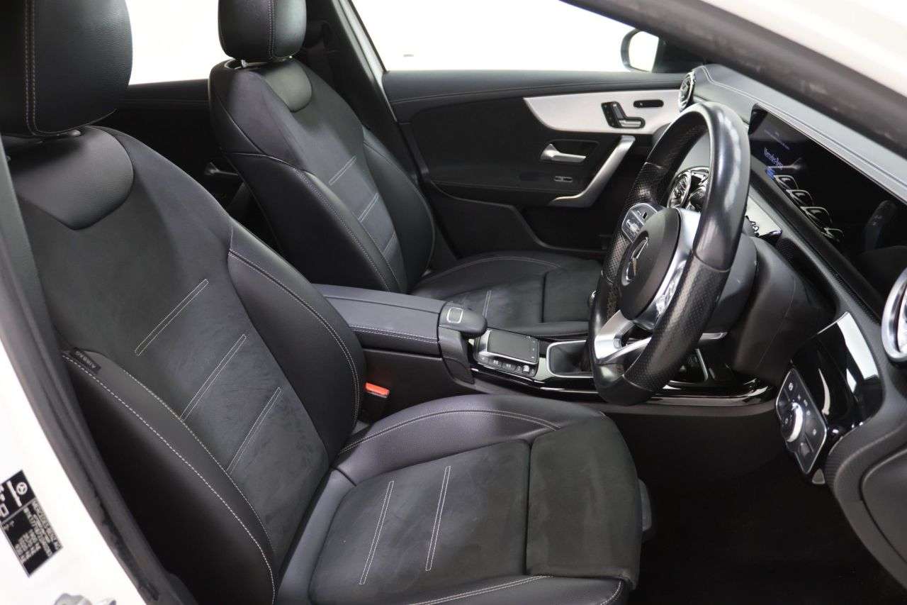 2021 MERCEDES-BENZ A CLASS 2021 MERCEDES-BENZ A CLASS