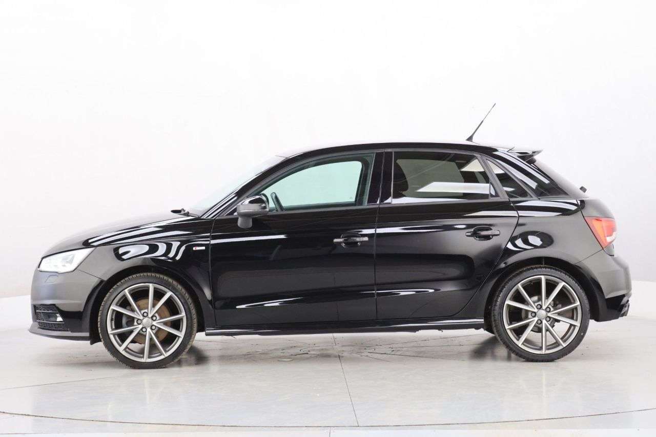 2017 AUDI A1 2017 AUDI A1