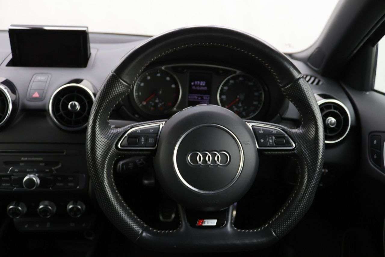 2017 AUDI A1 2017 AUDI A1