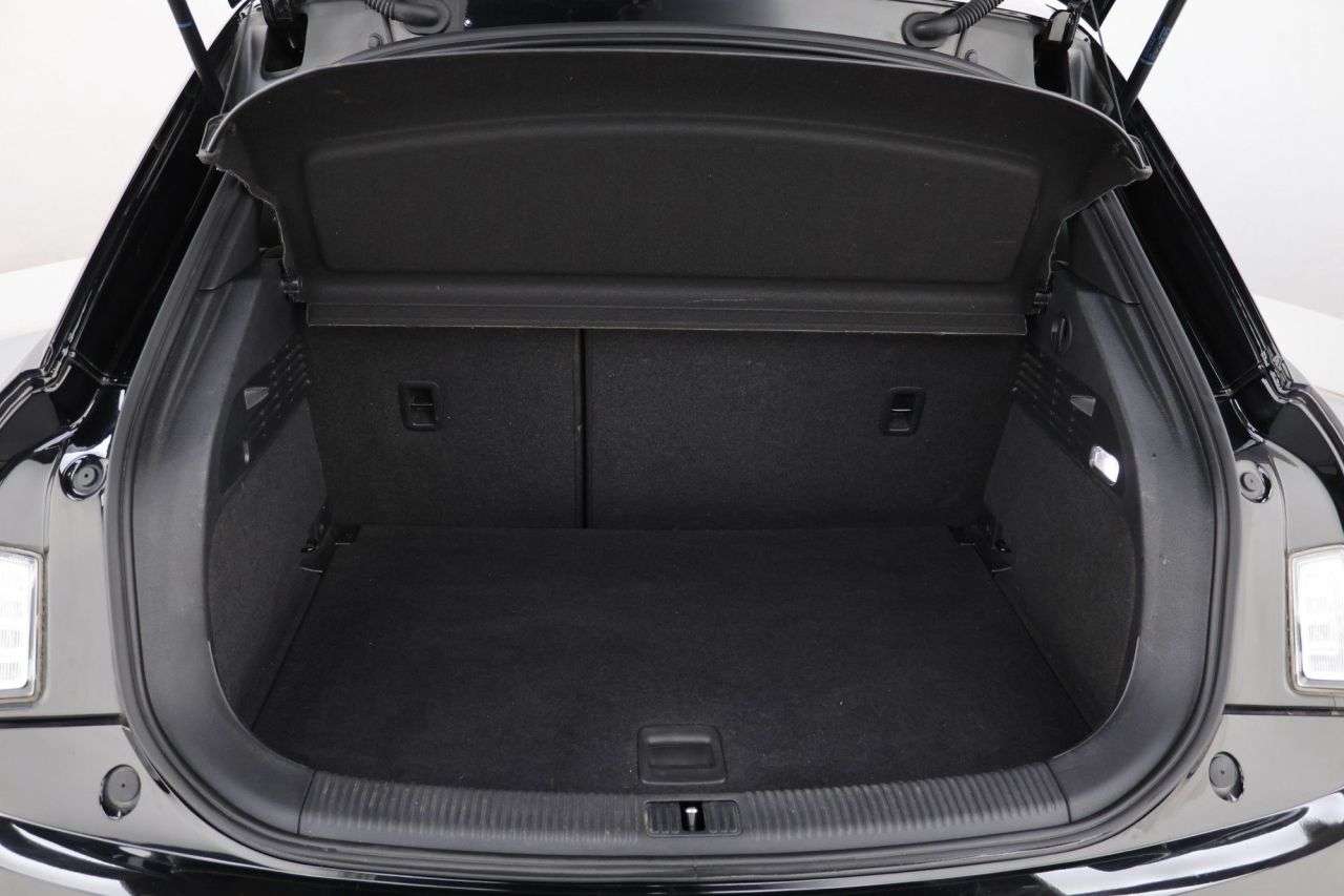 2017 AUDI A1 2017 AUDI A1