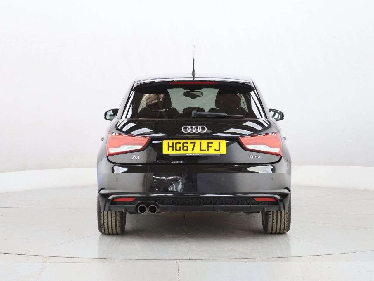 2017 AUDI A1 2017 AUDI A1