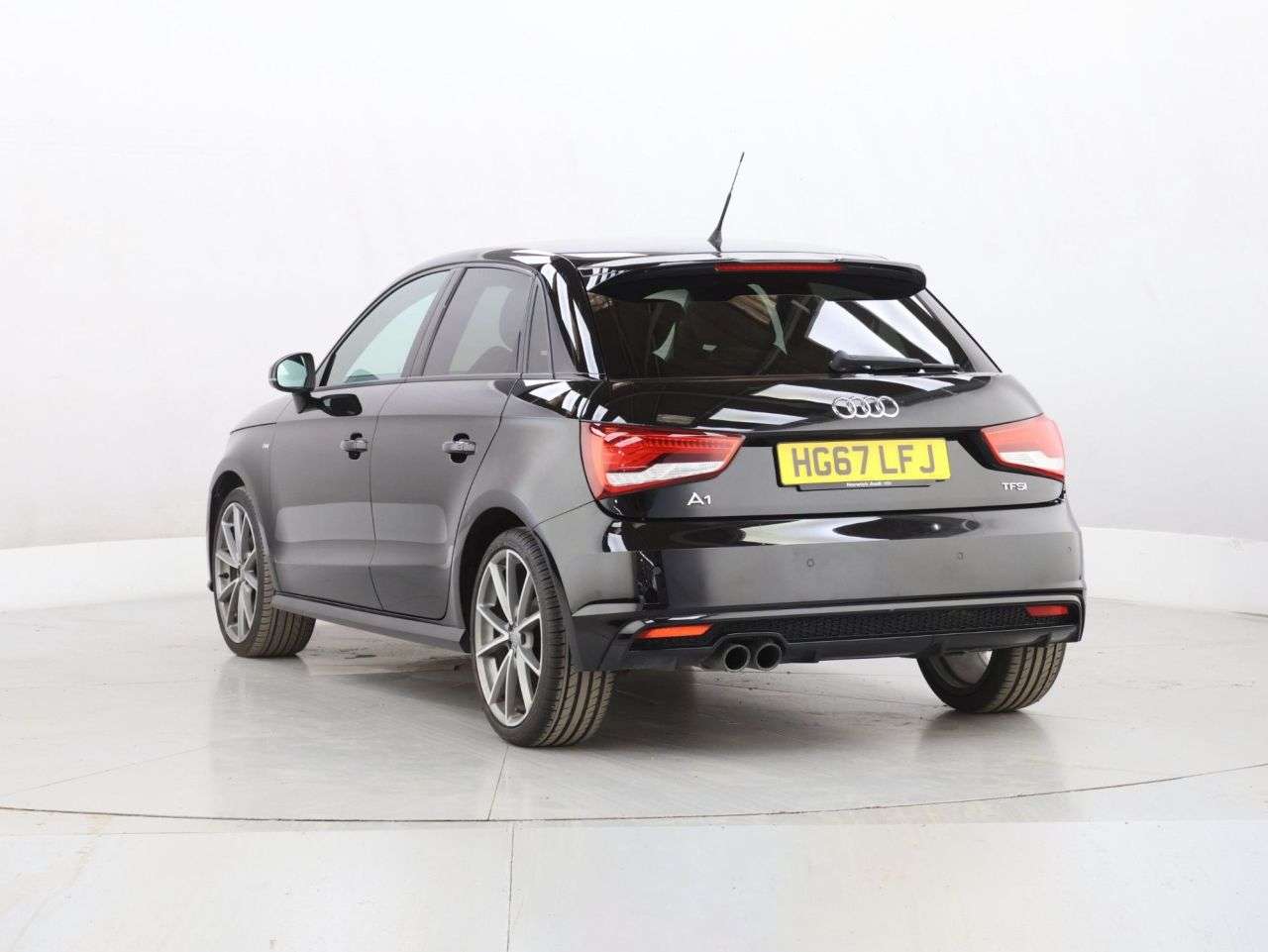 2017 AUDI A1 2017 AUDI A1
