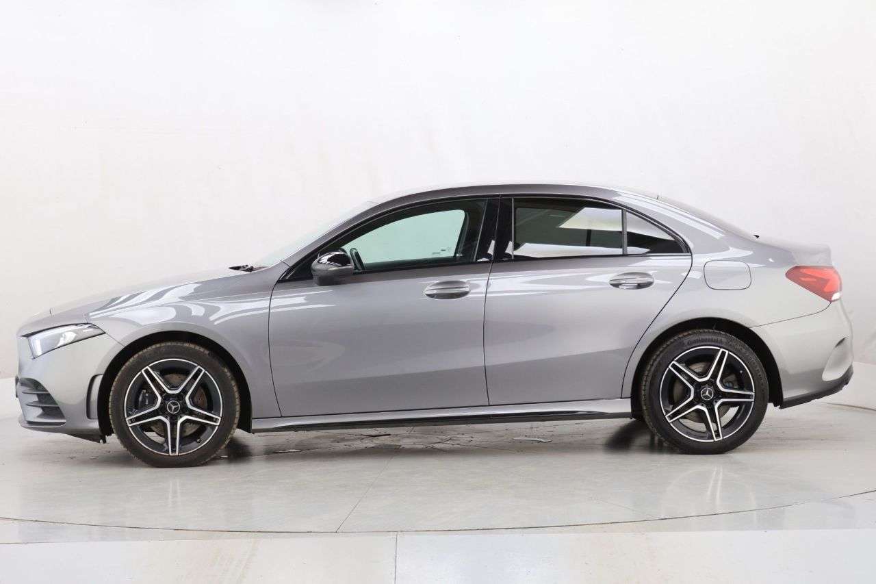 2021 MERCEDES-BENZ A CLASS 2021 MERCEDES-BENZ A CLASS