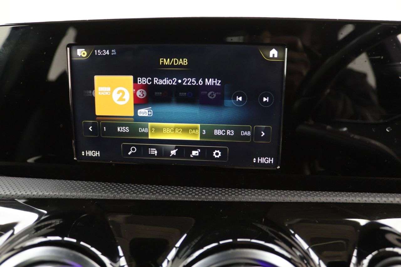 2021 MERCEDES-BENZ A CLASS 2021 MERCEDES-BENZ A CLASS