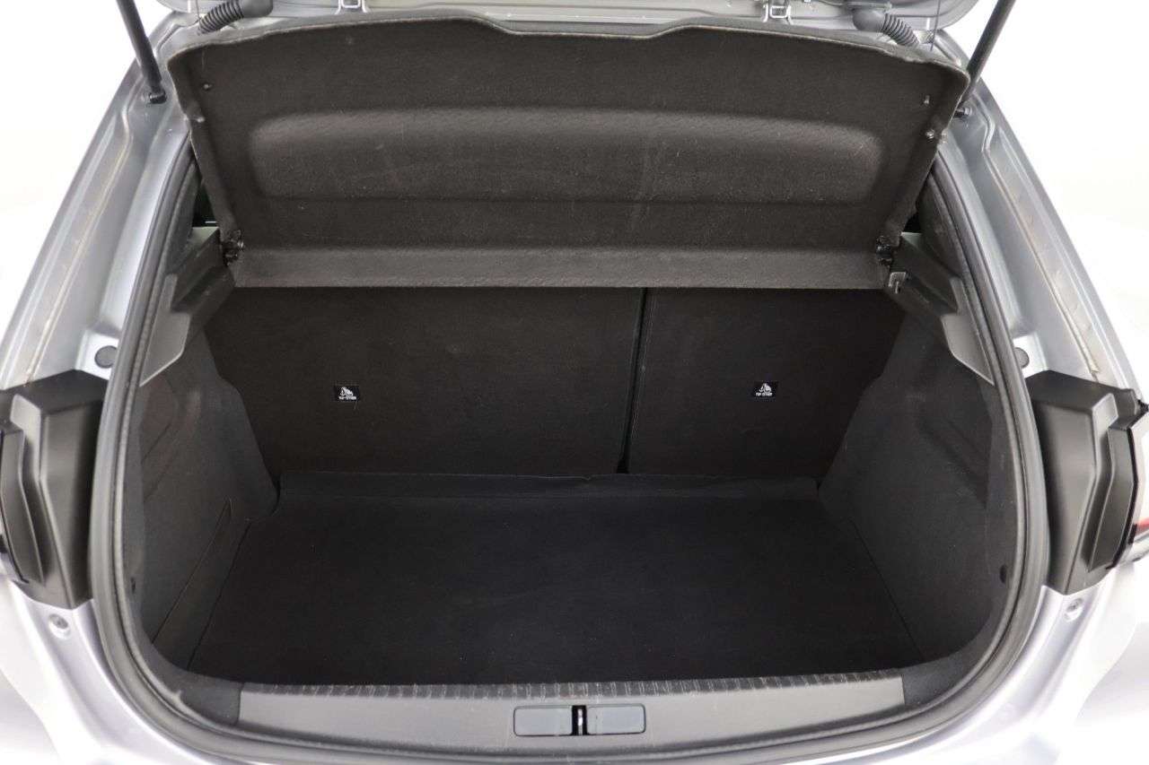 2022 PEUGEOT 208 2022 PEUGEOT 208