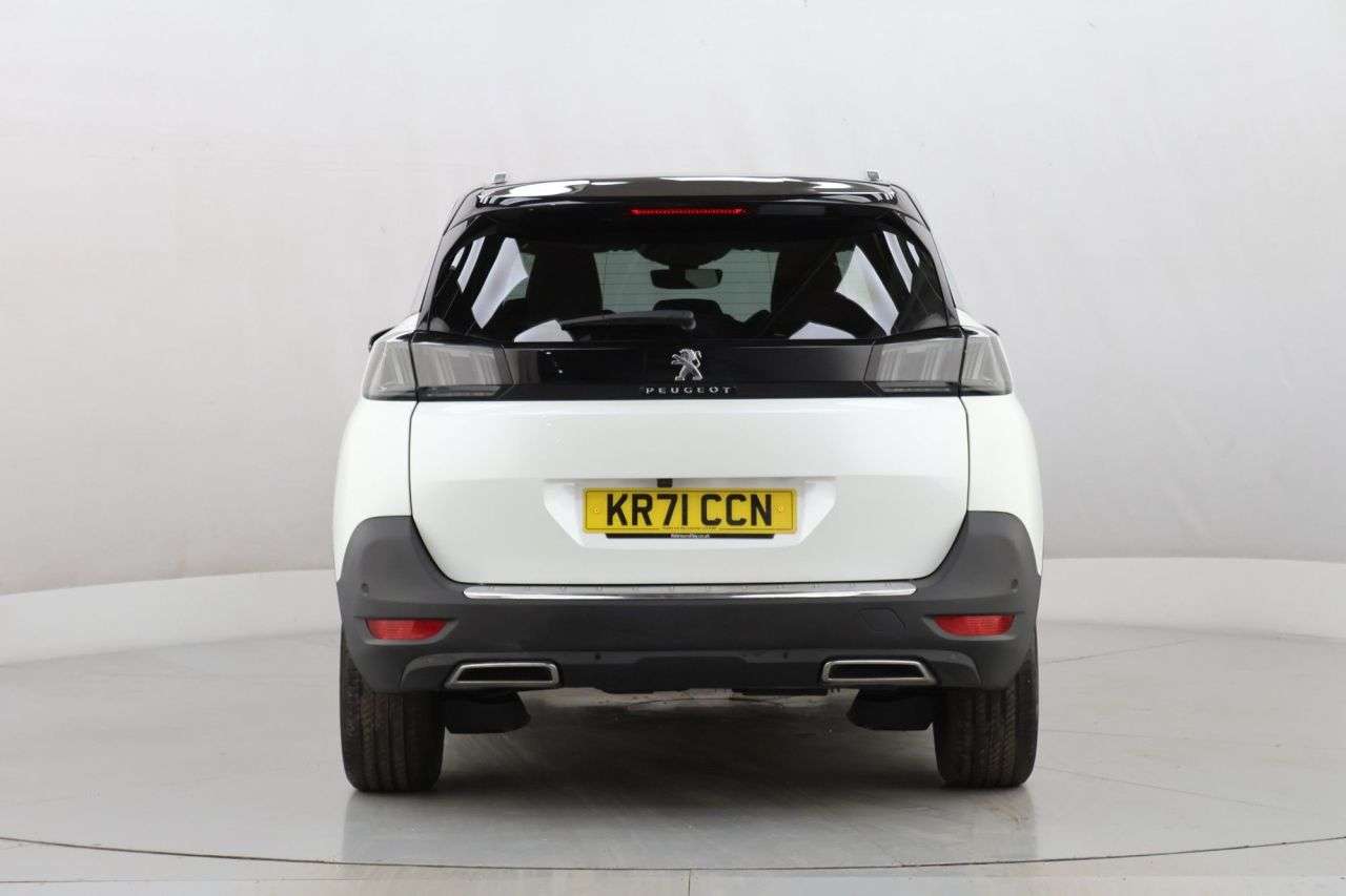 2022 PEUGEOT 5008 2022 PEUGEOT 5008