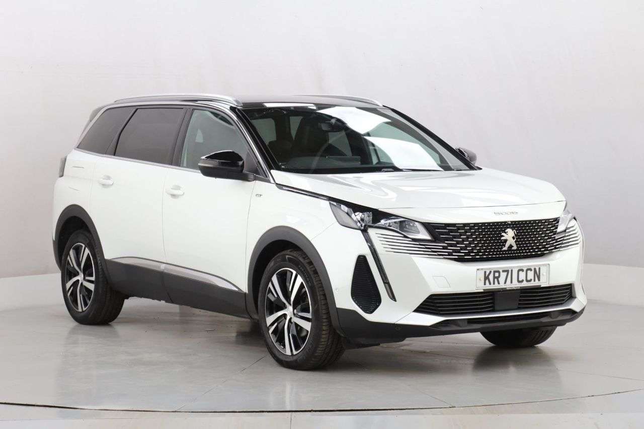 2022 PEUGEOT 5008 2022 PEUGEOT 5008