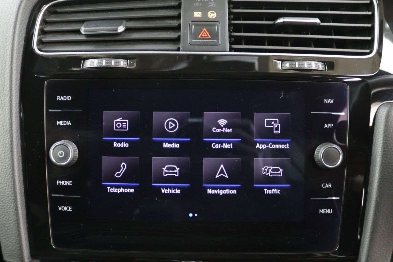 2018 VOLKSWAGEN GOLF 2018 VOLKSWAGEN GOLF