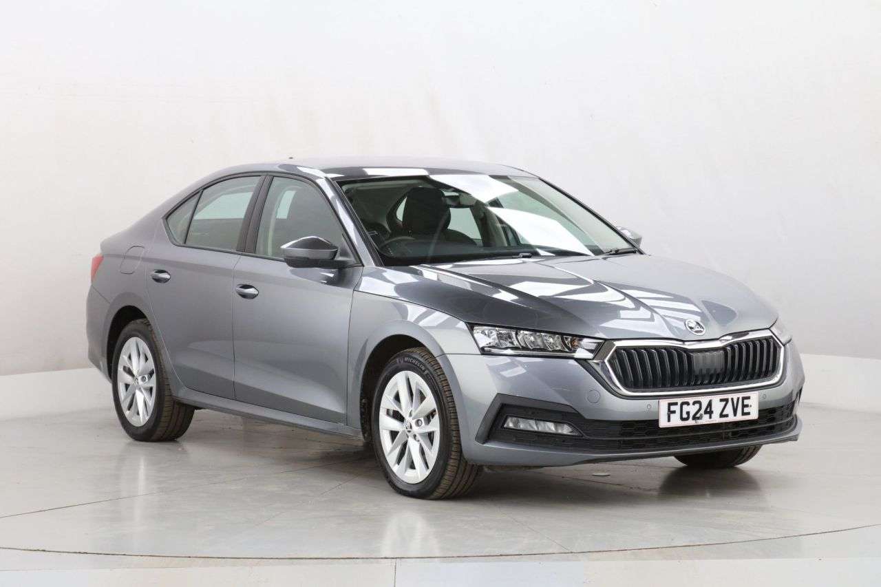 A 2024 SKODA OCTAVIA 1.4 TSI iV 13kWh SE Technology Hatchback 5dr Petrol Plug-in Hybrid DSG Euro A 2024 SKODA OCTAVIA 1.4 TSI iV 13kWh SE Technology Hatchback 5dr Petrol Plug-in Hybrid DSG Euro