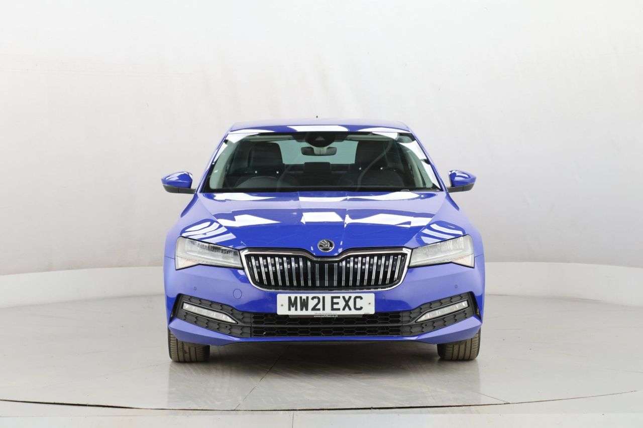 A 2021 SKODA SUPERB 1.5 TSI ACT SE Technology Hatchback 5dr Petrol Manual Euro 6 (s/s) (150 ps) A 2021 SKODA SUPERB 1.5 TSI ACT SE Technology Hatchback 5dr Petrol Manual Euro 6 (s/s) (150 ps)