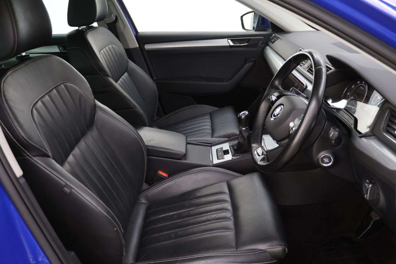 2021 SKODA SUPERB 2021 SKODA SUPERB