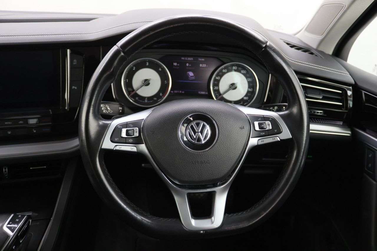 2018 VOLKSWAGEN TOUAREG 2018 VOLKSWAGEN TOUAREG