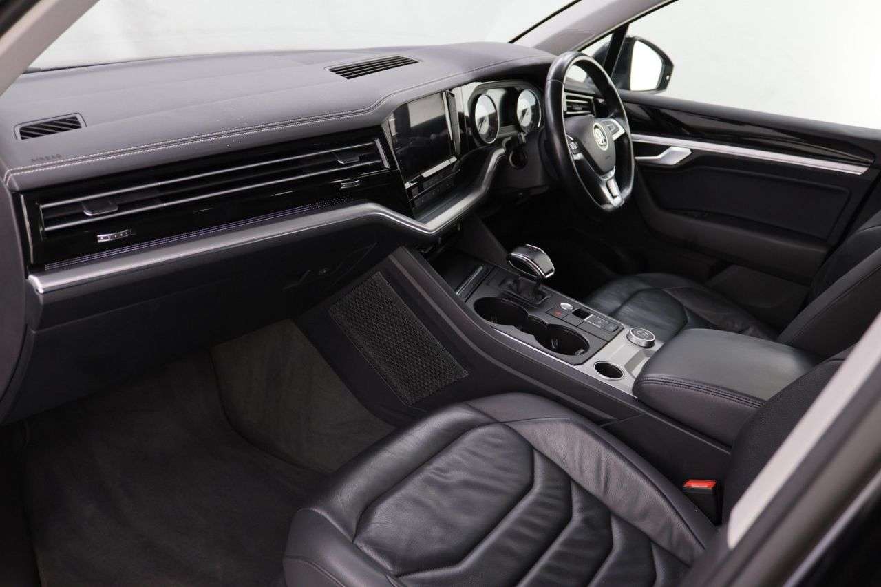 2018 VOLKSWAGEN TOUAREG 2018 VOLKSWAGEN TOUAREG