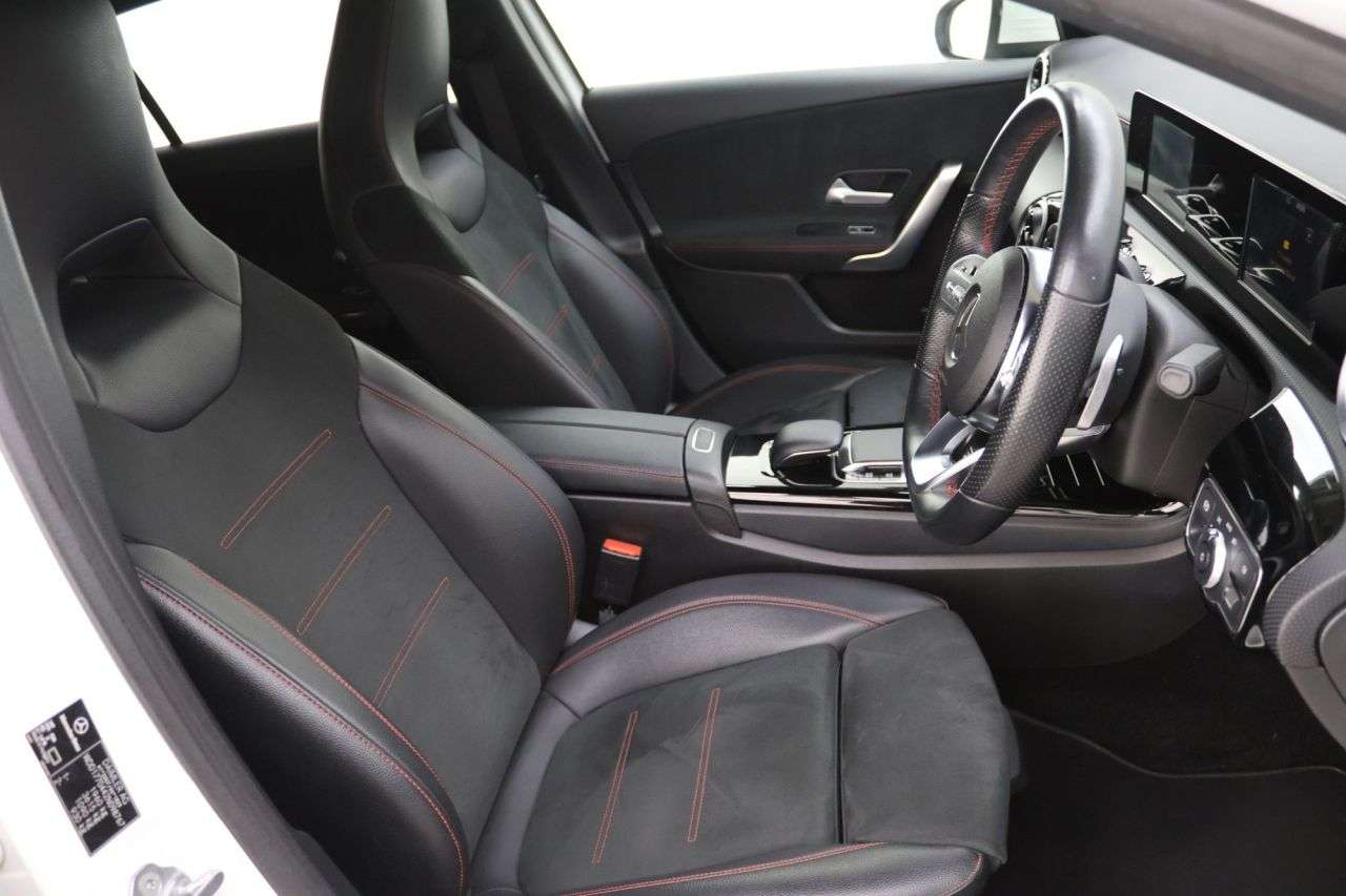 2019 MERCEDES-BENZ A CLASS 2019 MERCEDES-BENZ A CLASS