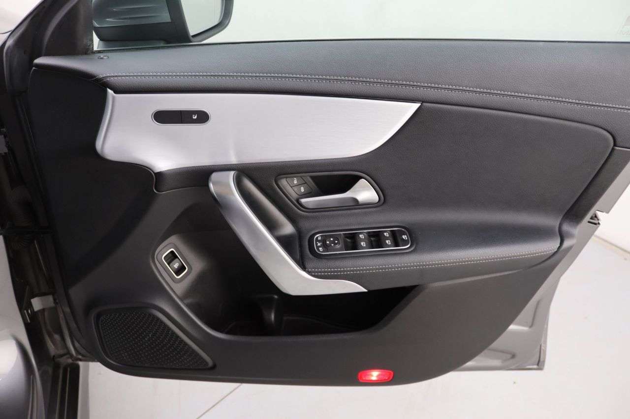 2019 MERCEDES-BENZ CLA CLASS 2019 MERCEDES-BENZ CLA CLASS