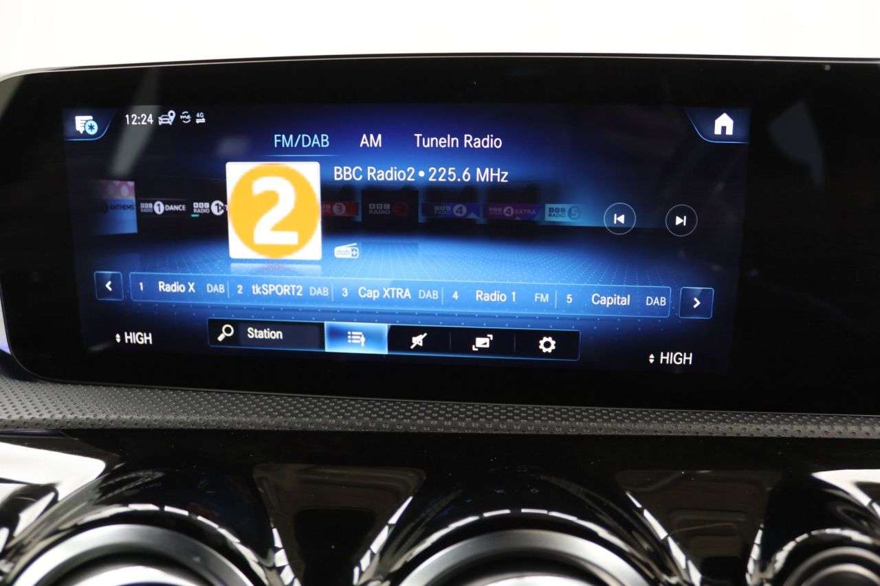 2021 MERCEDES-BENZ A CLASS 2021 MERCEDES-BENZ A CLASS