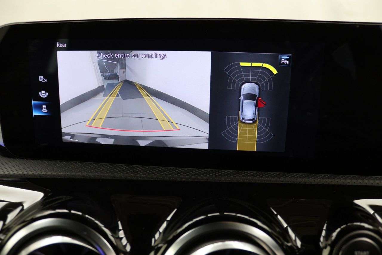 2021 MERCEDES-BENZ A CLASS 2021 MERCEDES-BENZ A CLASS