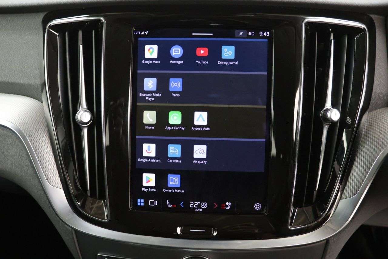 2022 VOLVO V60 2022 VOLVO V60