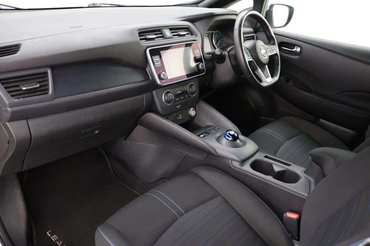 2021 NISSAN LEAF 2021 NISSAN LEAF