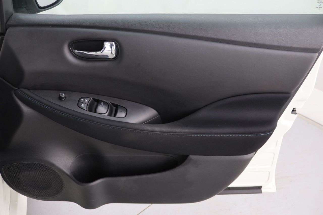 2021 NISSAN LEAF 2021 NISSAN LEAF