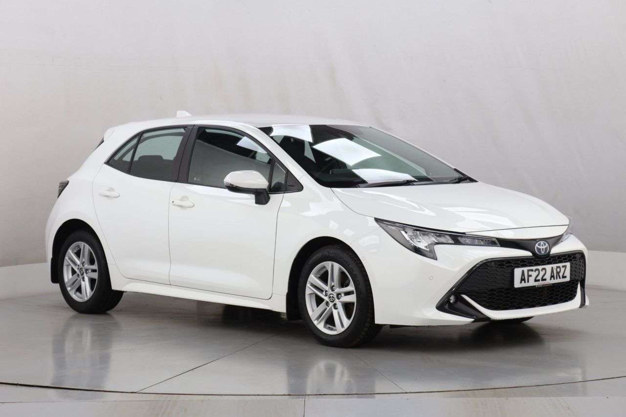 A 2022 TOYOTA COROLLA 1.8 VVT-h GPF Icon Tech Hatchback 5dr Petrol Hybrid CVT Euro 6 (s/s) (122 p A 2022 TOYOTA COROLLA 1.8 VVT-h GPF Icon Tech Hatchback 5dr Petrol Hybrid CVT Euro 6 (s/s) (122 p