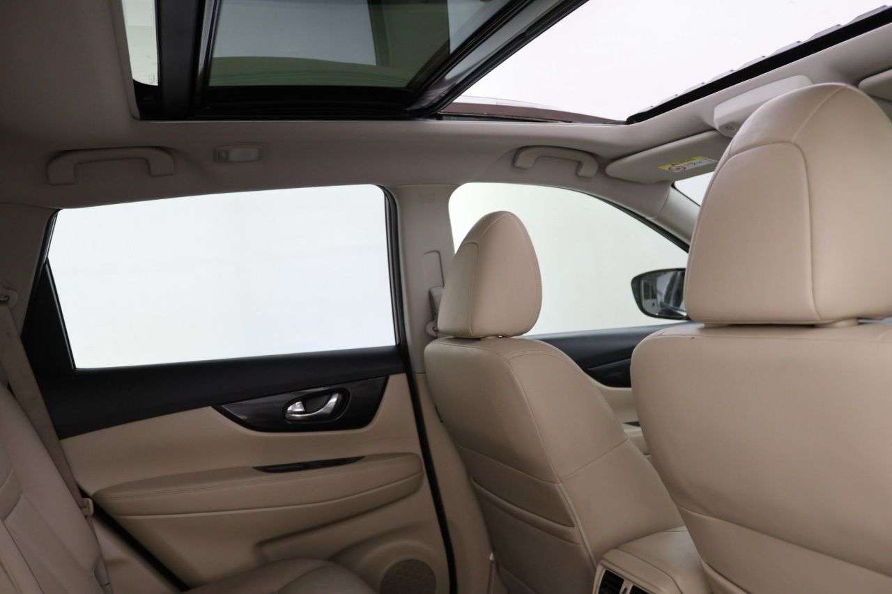 A 2020 NISSAN X-TRAIL 1.3 DIG-T Tekna SUV 5dr Petrol DCT Auto Euro 6 (s/s) (160 ps) A 2020 NISSAN X-TRAIL 1.3 DIG-T Tekna SUV 5dr Petrol DCT Auto Euro 6 (s/s) (160 ps)