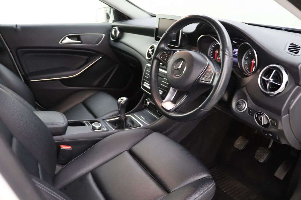 2018 MERCEDES-BENZ GLA CLASS 2018 MERCEDES-BENZ GLA CLASS