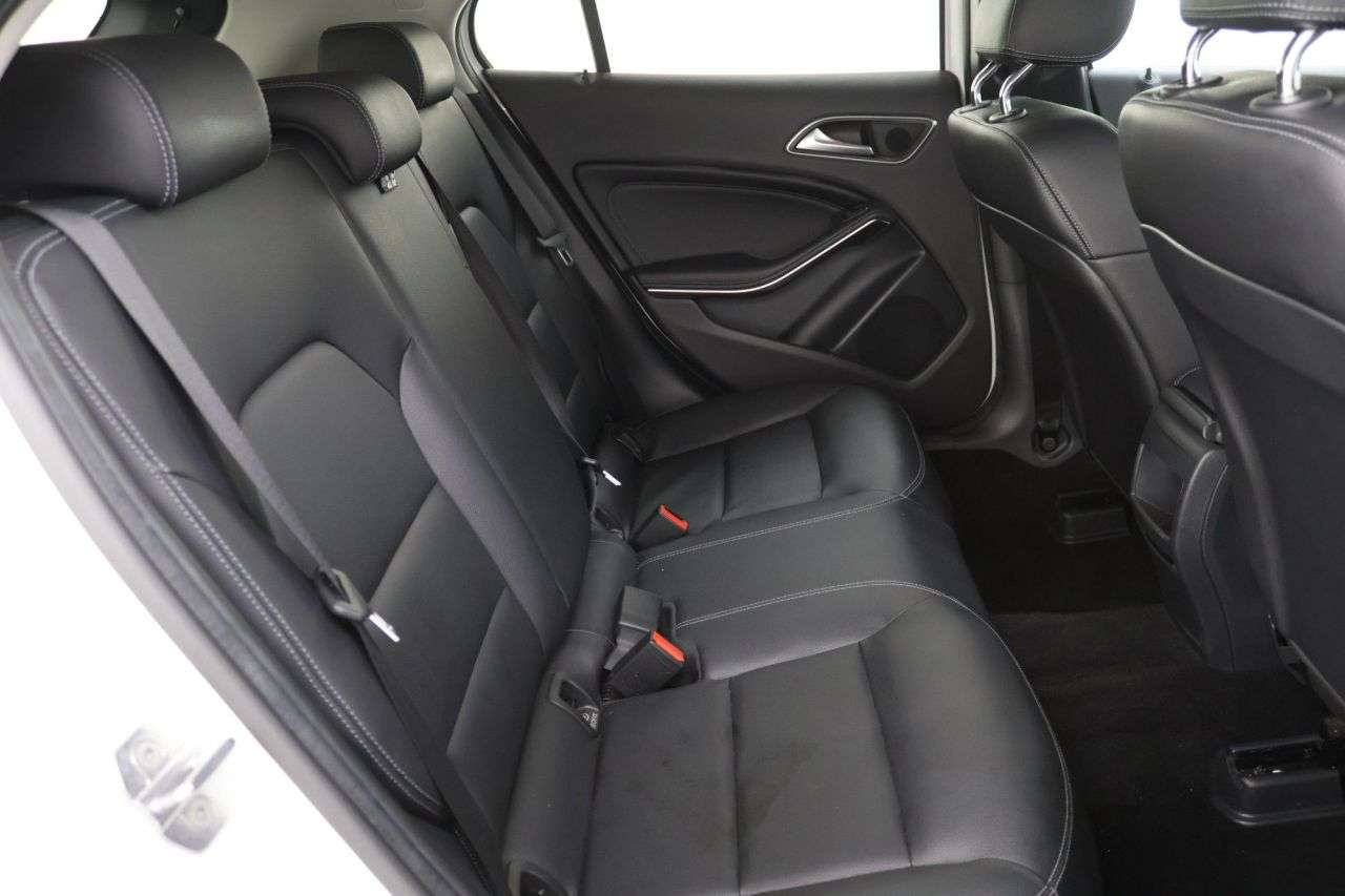 2018 MERCEDES-BENZ GLA CLASS 2018 MERCEDES-BENZ GLA CLASS