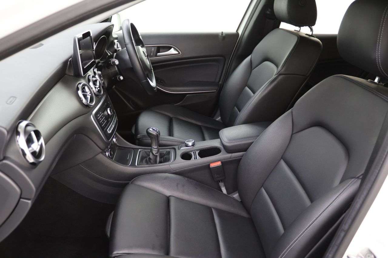 2018 MERCEDES-BENZ GLA CLASS 2018 MERCEDES-BENZ GLA CLASS