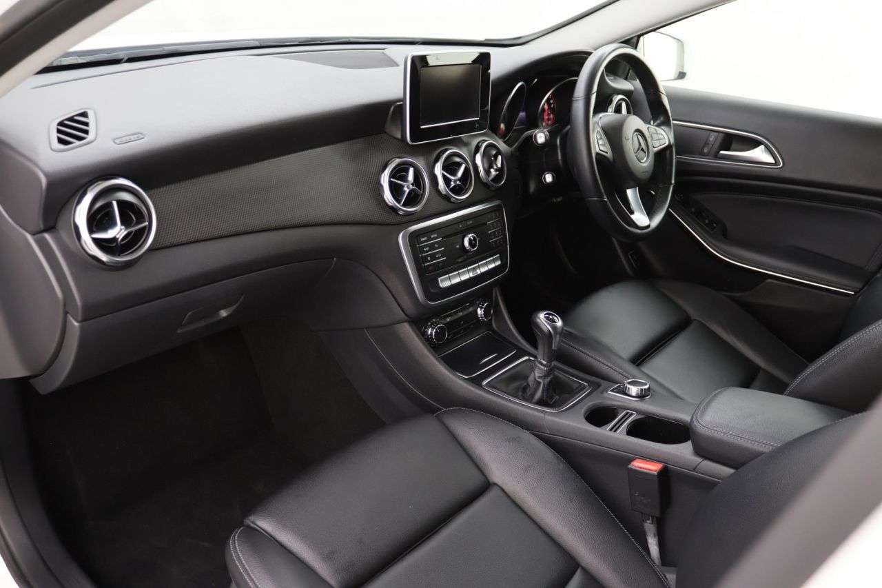 2018 MERCEDES-BENZ GLA CLASS 2018 MERCEDES-BENZ GLA CLASS