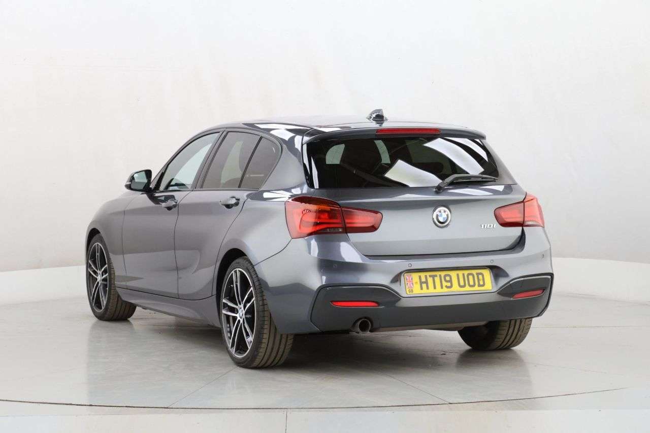 2019 BMW 1 SERIES 2019 BMW 1 SERIES