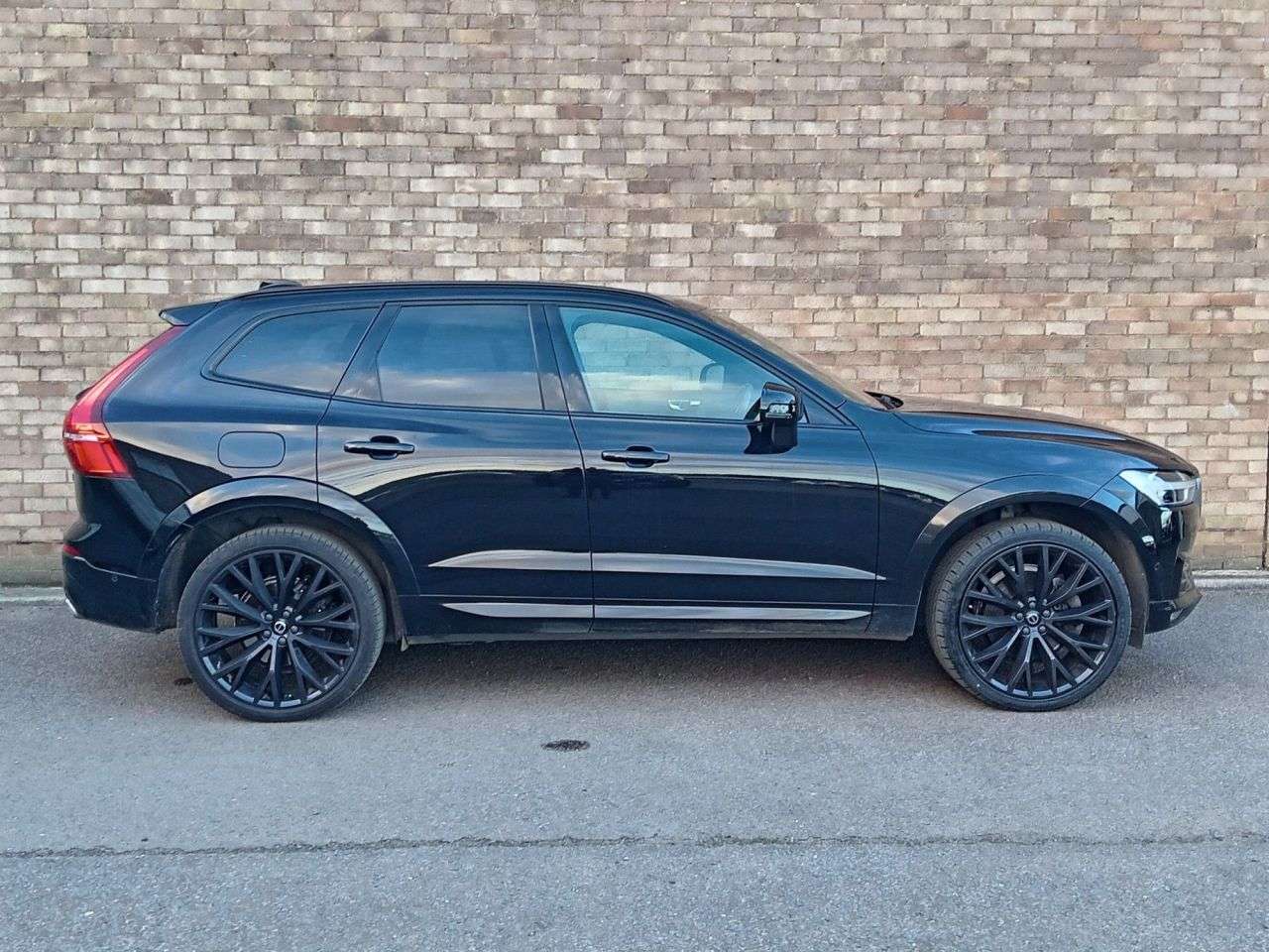 2019 VOLVO XC60 2019 VOLVO XC60