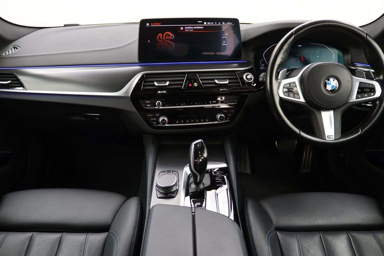 2022 BMW 5 SERIES 2022 BMW 5 SERIES