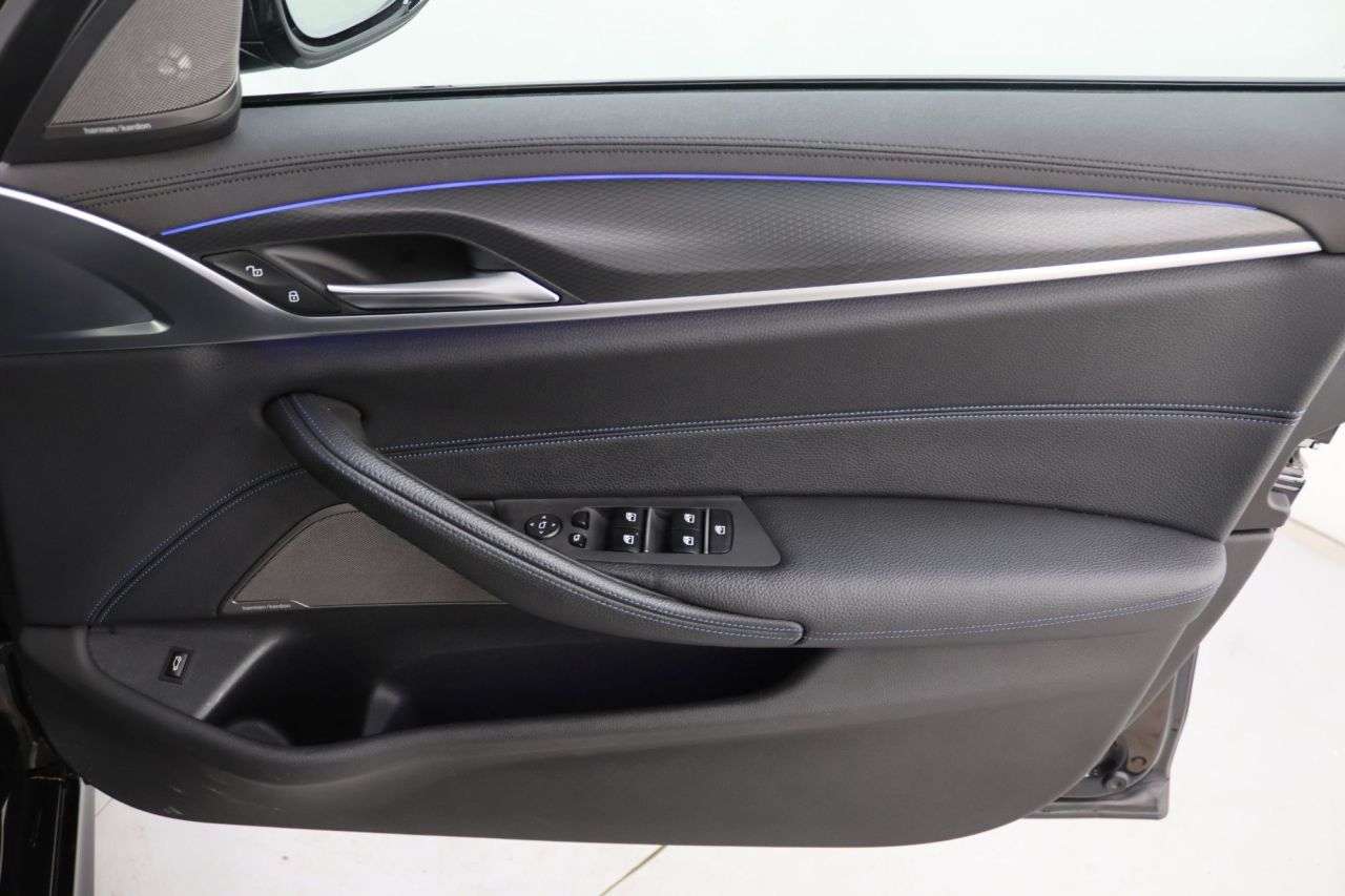 2022 BMW 5 SERIES 2022 BMW 5 SERIES