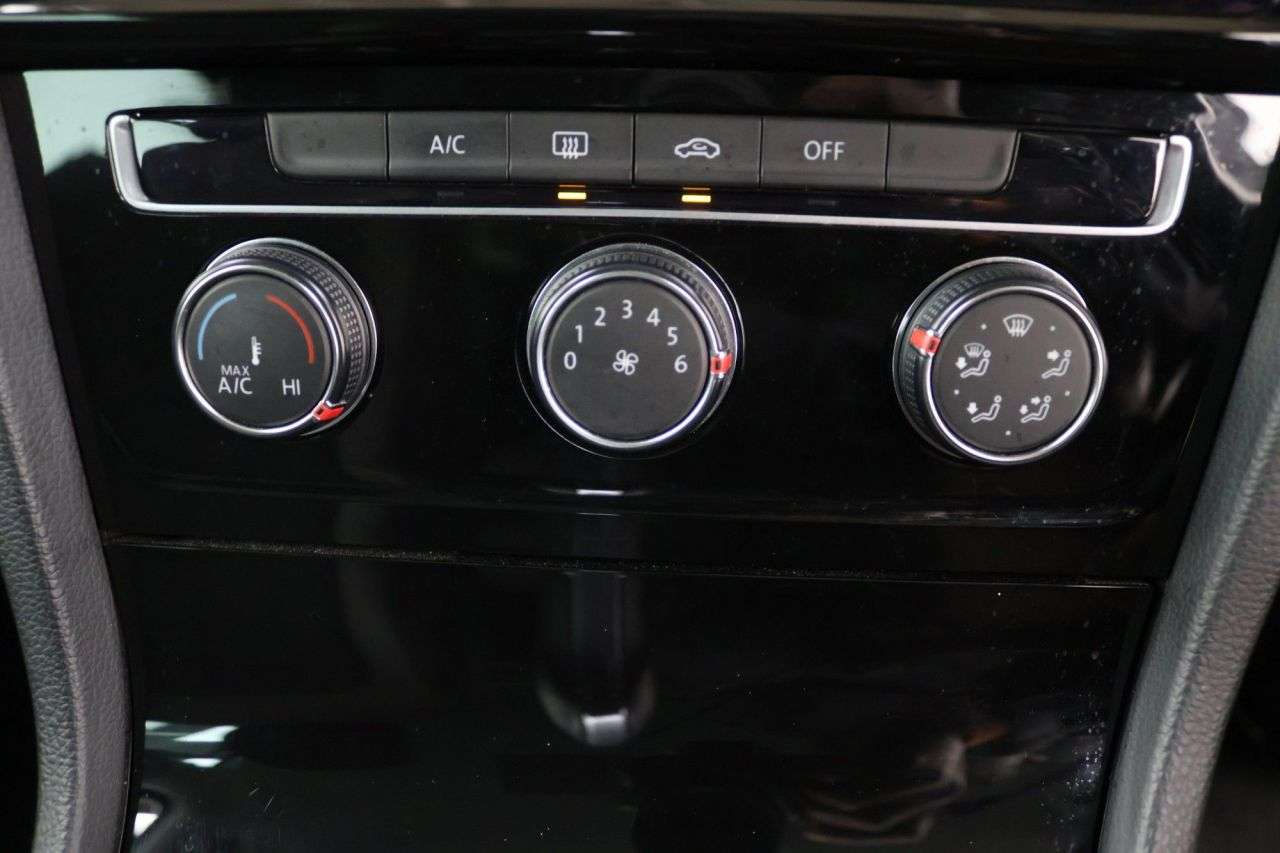 2017 VOLKSWAGEN GOLF 2017 VOLKSWAGEN GOLF