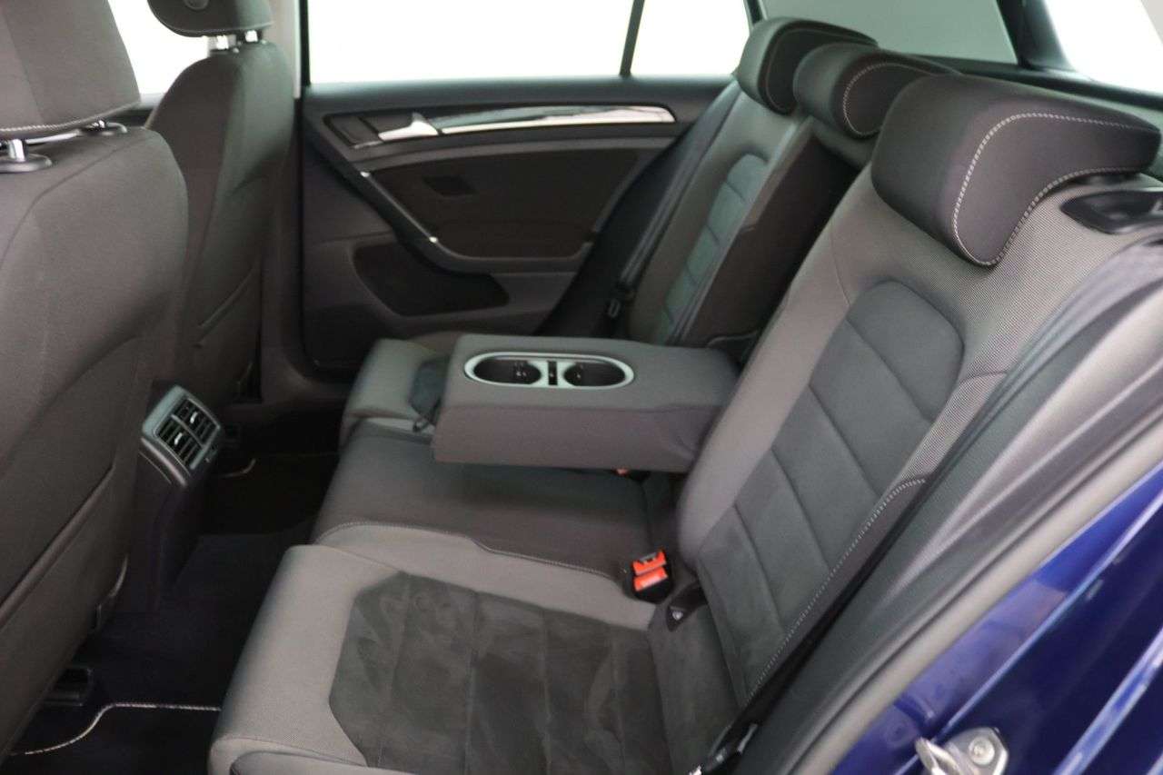 2017 VOLKSWAGEN GOLF 2017 VOLKSWAGEN GOLF