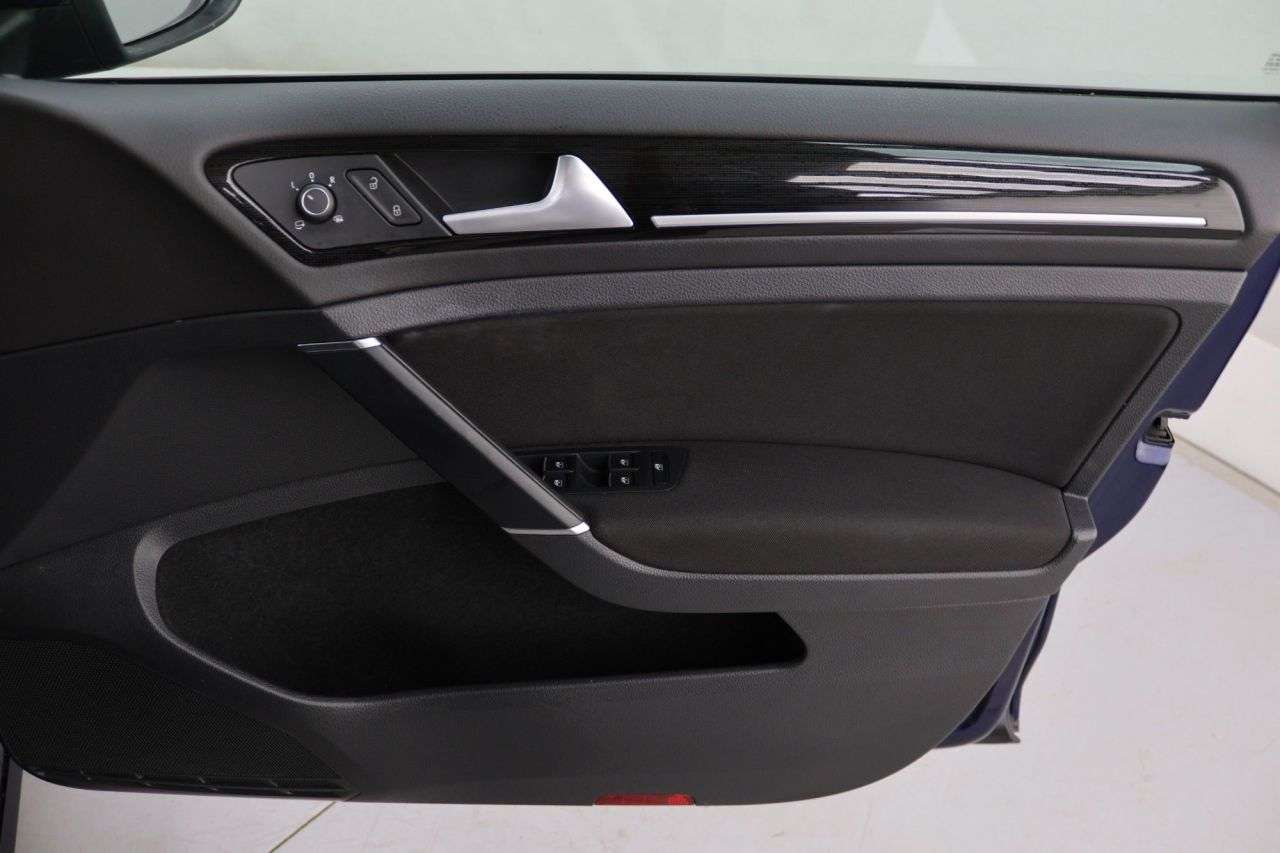 2017 VOLKSWAGEN GOLF 2017 VOLKSWAGEN GOLF