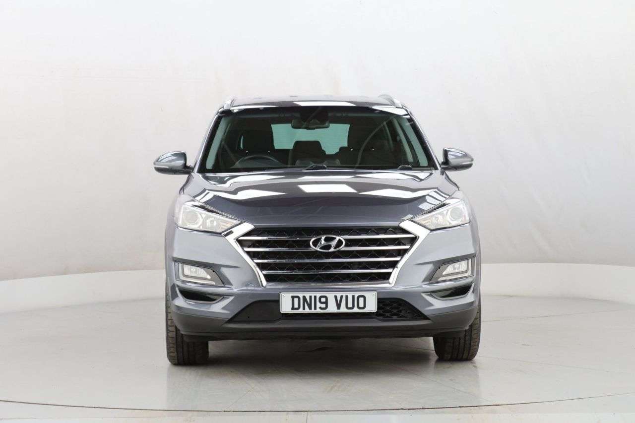 A 2019 HYUNDAI TUCSON 1.6 GDi SE Nav SUV 5dr Petrol Manual Euro 6 (s/s) (132 ps) A 2019 HYUNDAI TUCSON 1.6 GDi SE Nav SUV 5dr Petrol Manual Euro 6 (s/s) (132 ps)